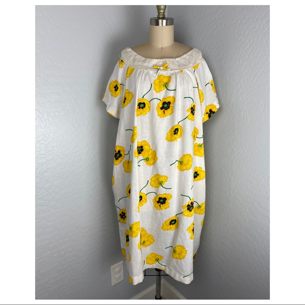 Vintage Handmade Floral Yellow Poppy Print Dress